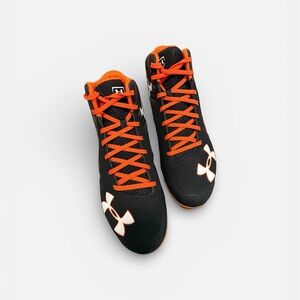 Under Armour Black and Orange Athletic Shoes Baseball Cleats. Size US10